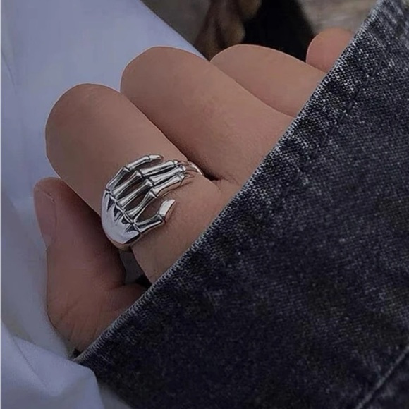 Silver Skeleton Hand Ring - Picture 5 of 8